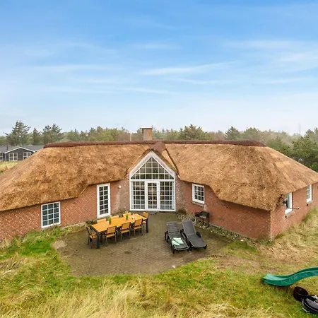 Holiday home Edlef - 800m From The Sea By Interhome