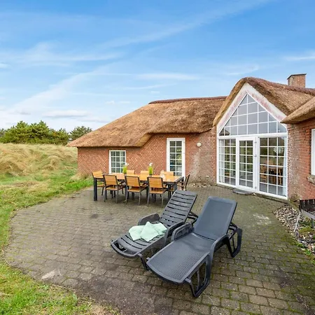 Holiday home Edlef - 800m From The Sea By Interhome *