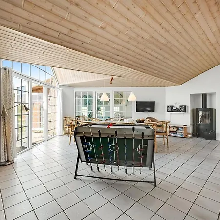 Holiday home Edlef - 800m From The Sea By Interhome *