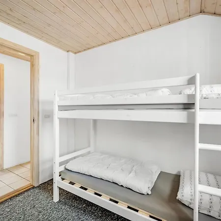 Holiday home Edlef - 800m From The Sea By Interhome *